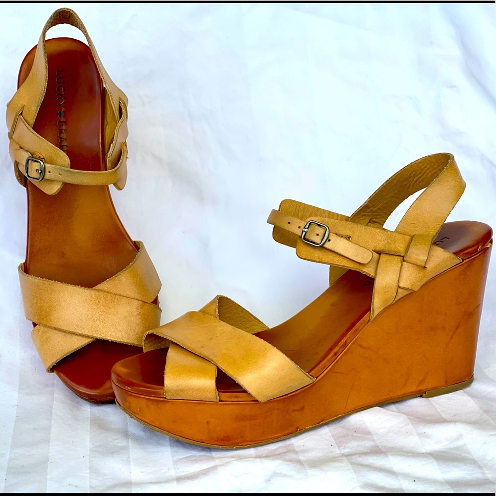 Lucky Brand tan leather wedge sandals Sz 8.5M